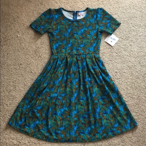 LulaRoe Small Amelia NWT tropical print - Picture 1 of 6